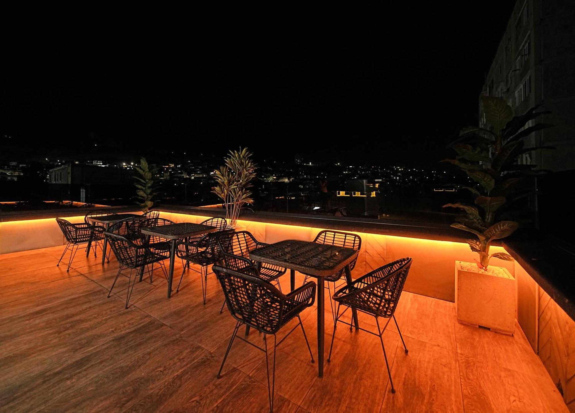 Revive Boutique Hotel Jereván Kültér fotó